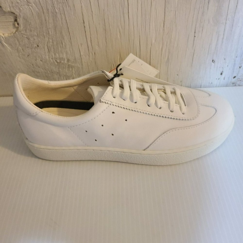 Zara Shoes Uniform Sneakers White Leather Womens   Comfort Nurse play summe - Picture 5 of 5